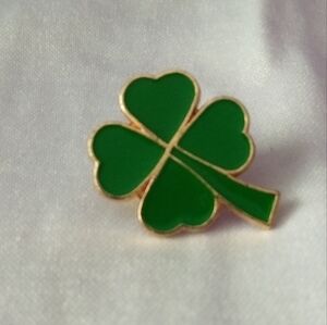 4 Leaf Clover Pin